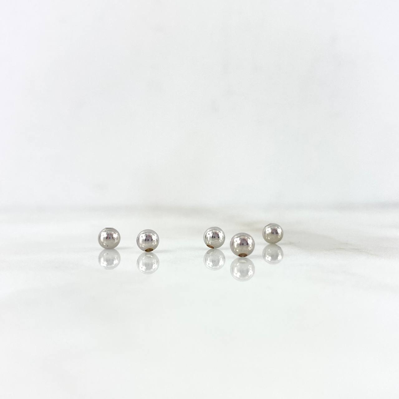 Bola Lisa 4mm Oro Blanco 18K
