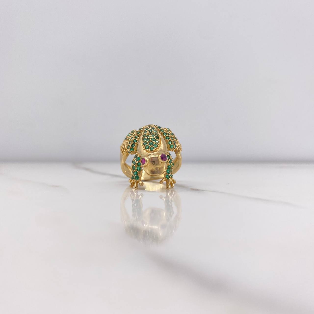 Anillo Rana 6.8gr / T7 1/2 / Circones Verdes Fucsias Oro Amarillo $