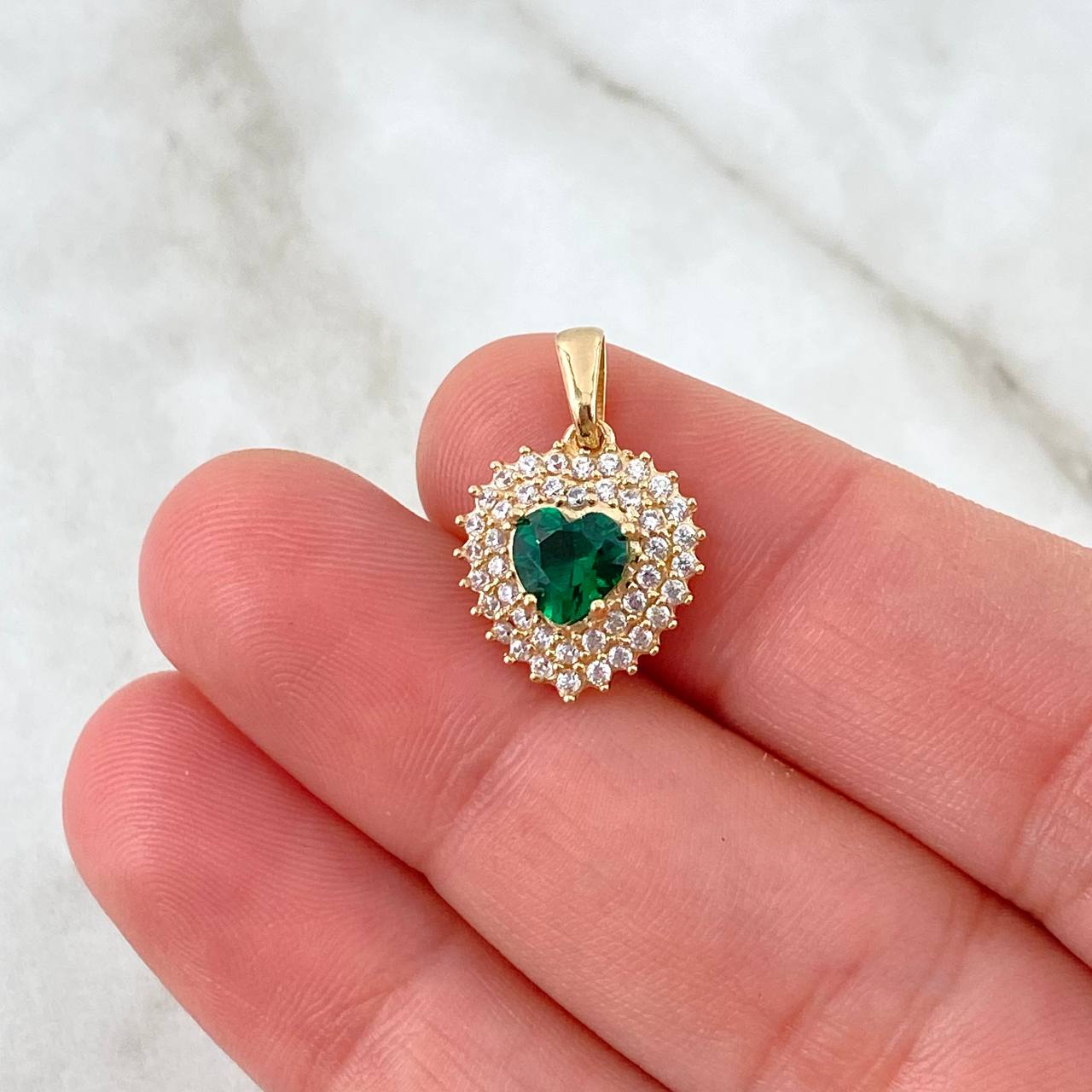 Dije Corazon Tupido 2.25gr / 2cm / Circones Blancos Verdes Oro Amarillo *