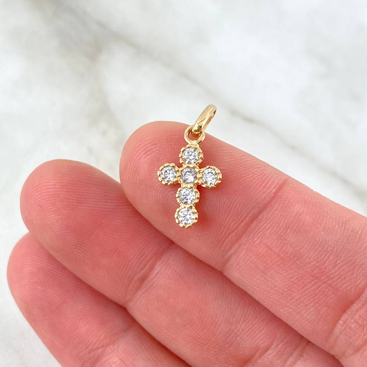 Dije Cruz 1gr / 2cm / Oro Amarillo 18K *