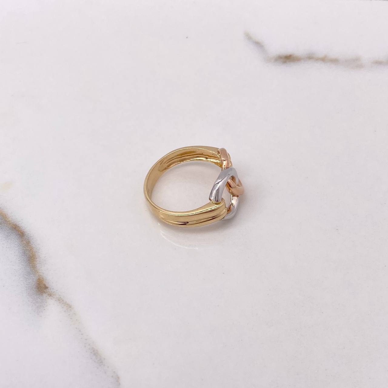 Anillo Aros Cruzados 4.8gr / T8 / Tres Oros $