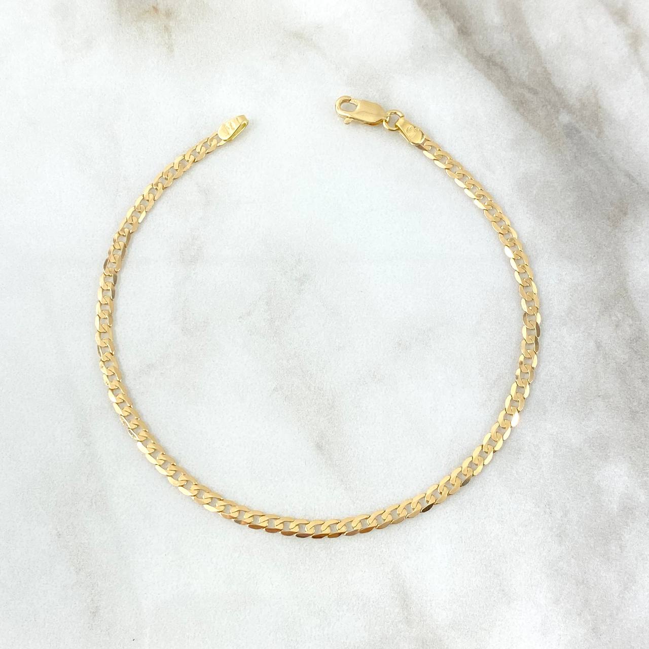 Pulso Cubano 2.1gr / 20cm / 2.7mm Oro Amarillo +3 18K *