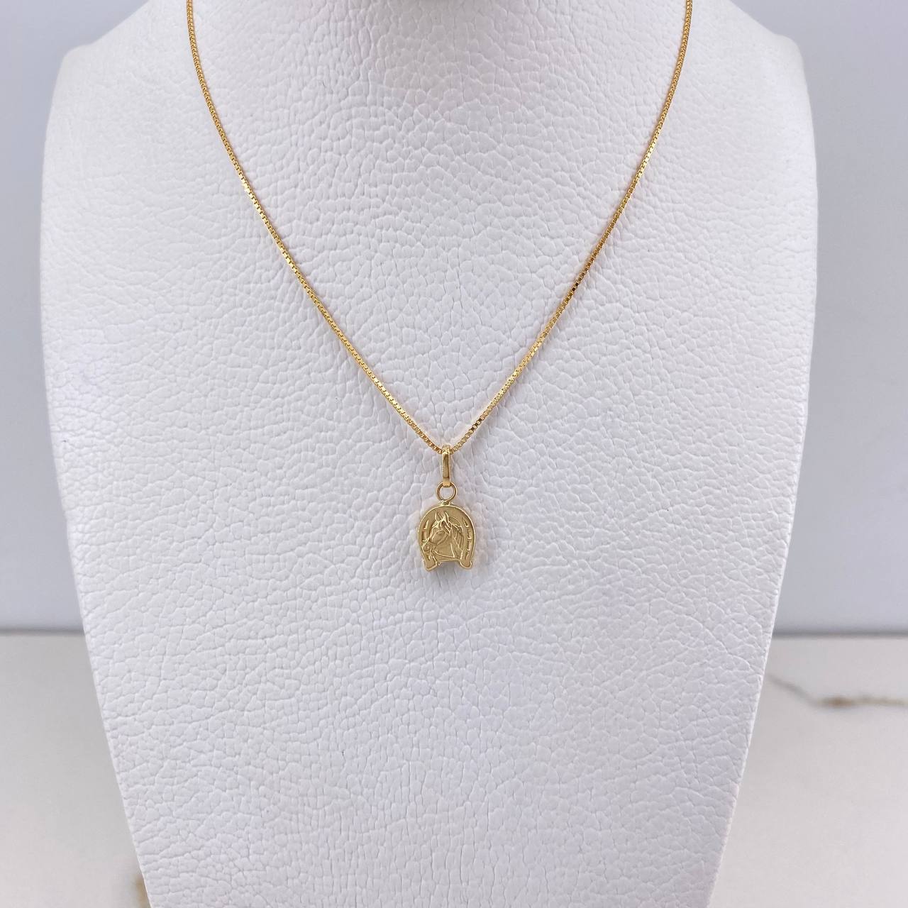 Cadena Veneciana 1.8gr 50cm + Dije Herradura Caballo Troquelado 0.45gr 1.5cm / Oro Amarillo (Oferta) $