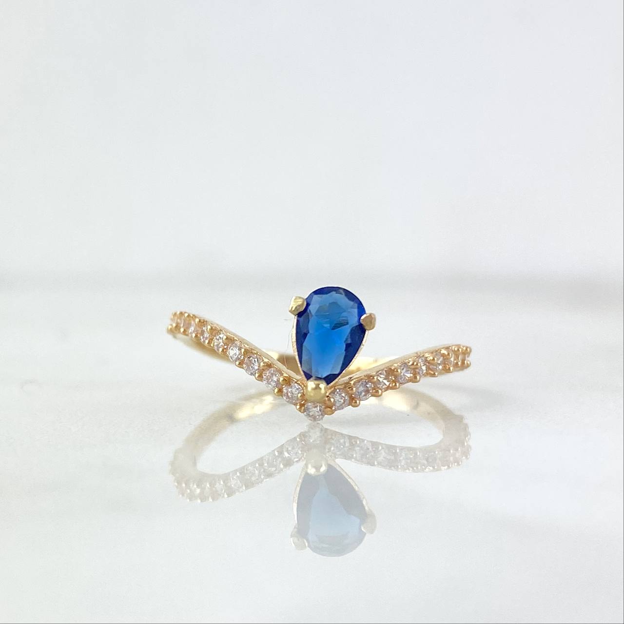 Anillo Tiara En V 1.35gr / T5 1/2 / Circones Blancos Azul Oro Amarillo