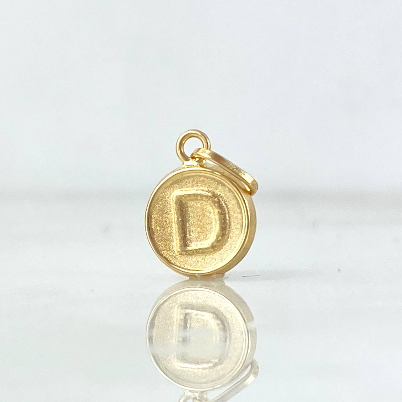 Dije Letra D 0.35gr / 1.5cm / Doble Faz Oro Amarillo