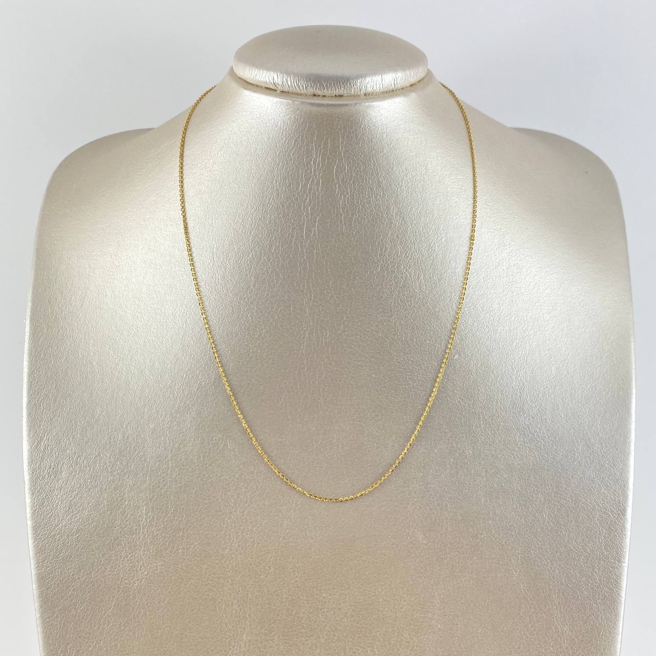 Cadena Aro Seguido 1.25gr / 50cm / 0.6mm Oro Amarillo +3 18K ©