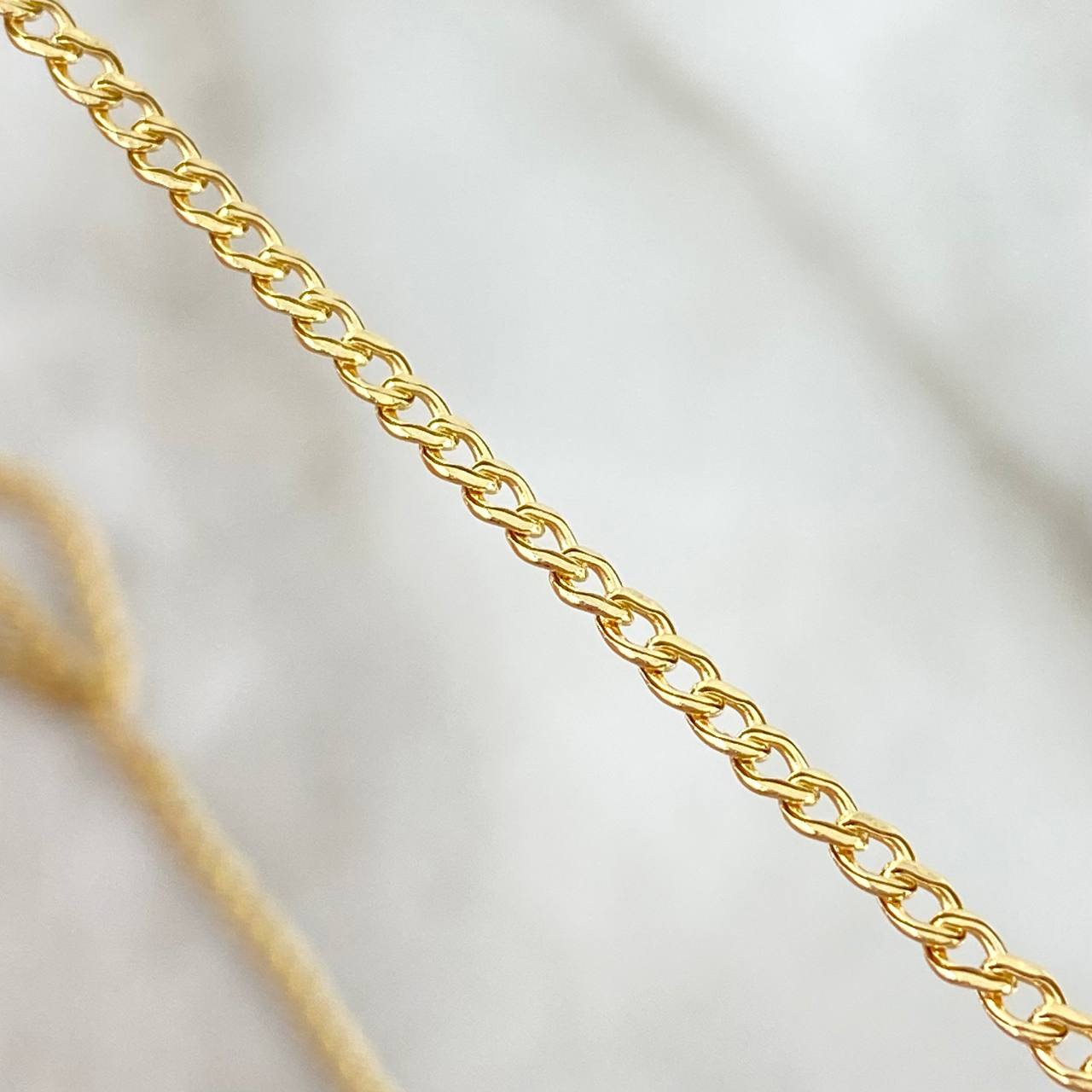 Cadena Cubana 2.05gr / 60cm / 2mm Oro Amarillo +1 18K *