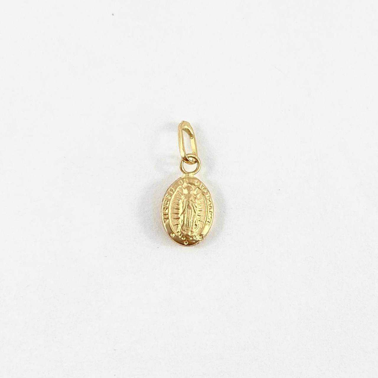Dije Virgen Guadalupe 0.35gr / 1.5cm / Troquelado Ovalado Oro Amarillo