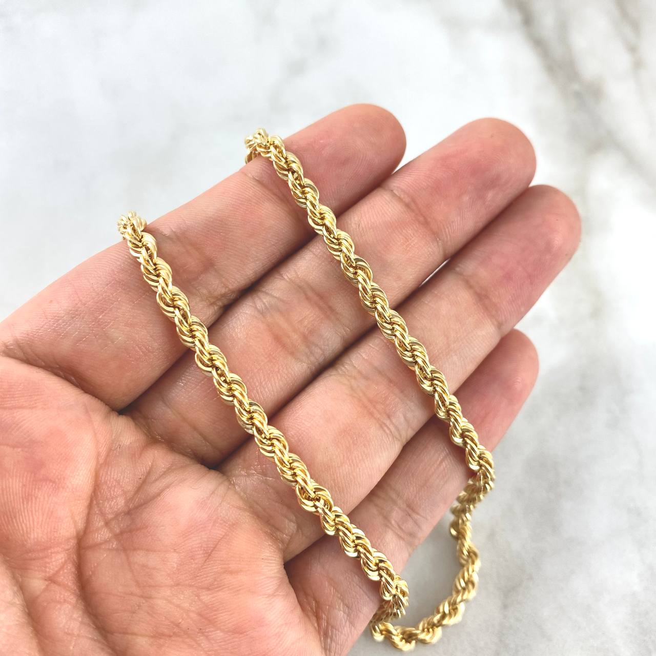 Cadena Lazo 13.1gr / 70cm / 3.8mm Oro Amarillo +3