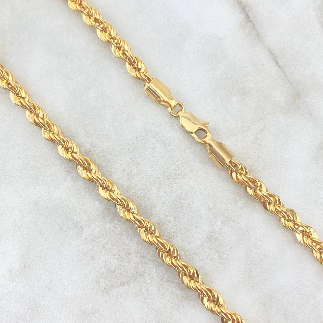 Cadena Lazo 8.05gr / 45cm / 4.3mm Oro Amarillo +3 *