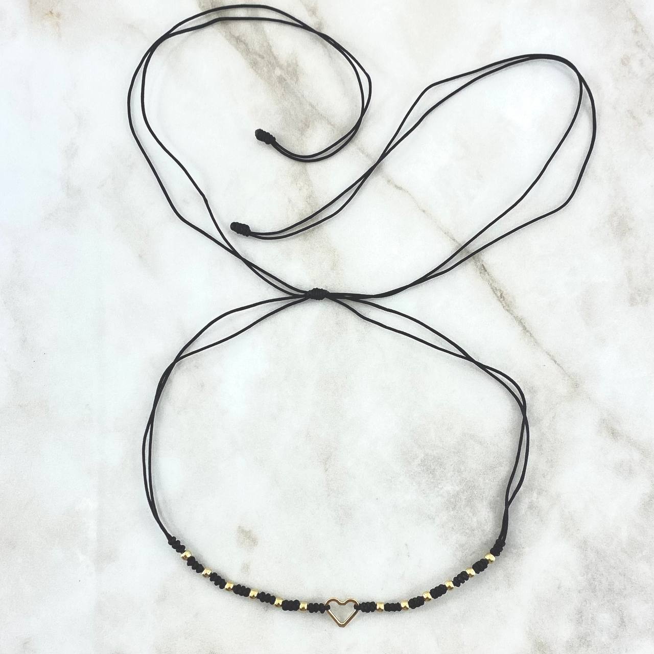 Choker Negro Corazón Silueta 0.85gr / 3mm Bolas Lisas 12 Und Oro Amarillo