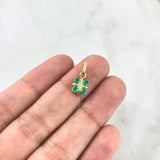 Dije Flor Regalo 1.15gr / 1.5cm / Esmeraldas 35pts Oro Amarillo (Joya) *