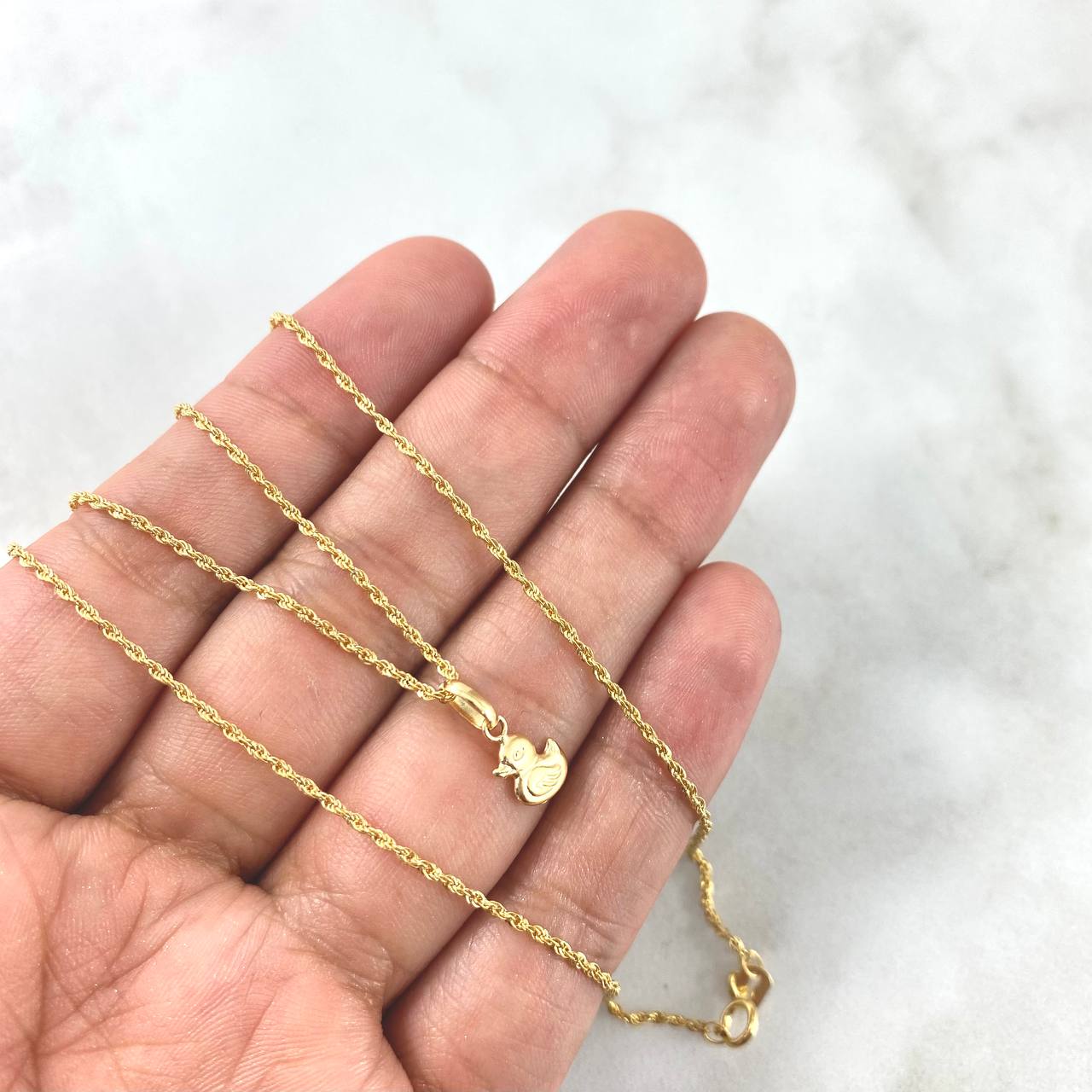 Cadena Lazo 0.95gr / 50cm + Dije Pato Mate 0.25gr / 1.2cm Oro Amarillo (Oferta)
