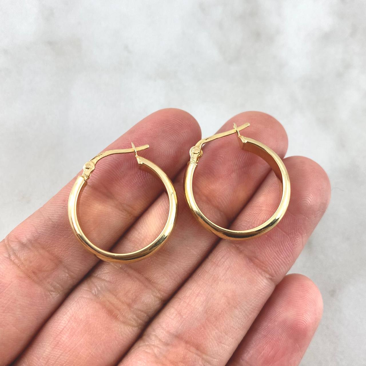Candongas Nati 1.85gr / 2.1cm / Oro Amarillo 18K