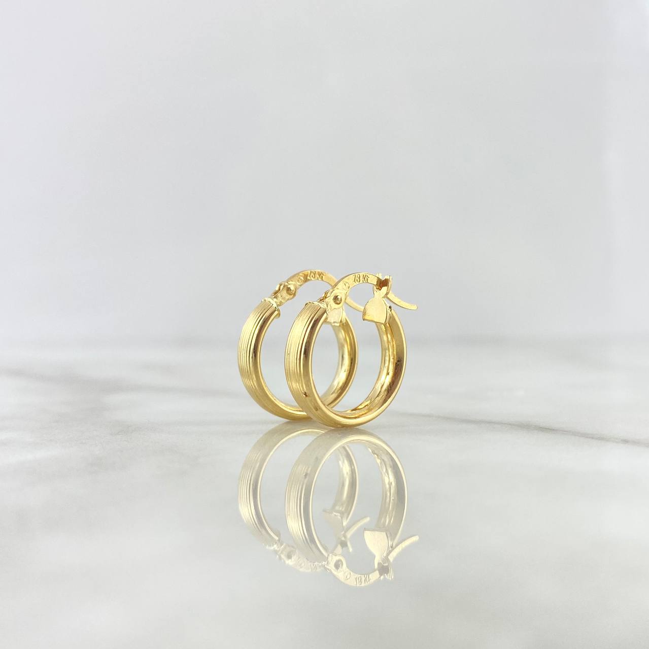 Candongas Miku 1.95gr / 1.7cm / Rayadas Oro Amarillo