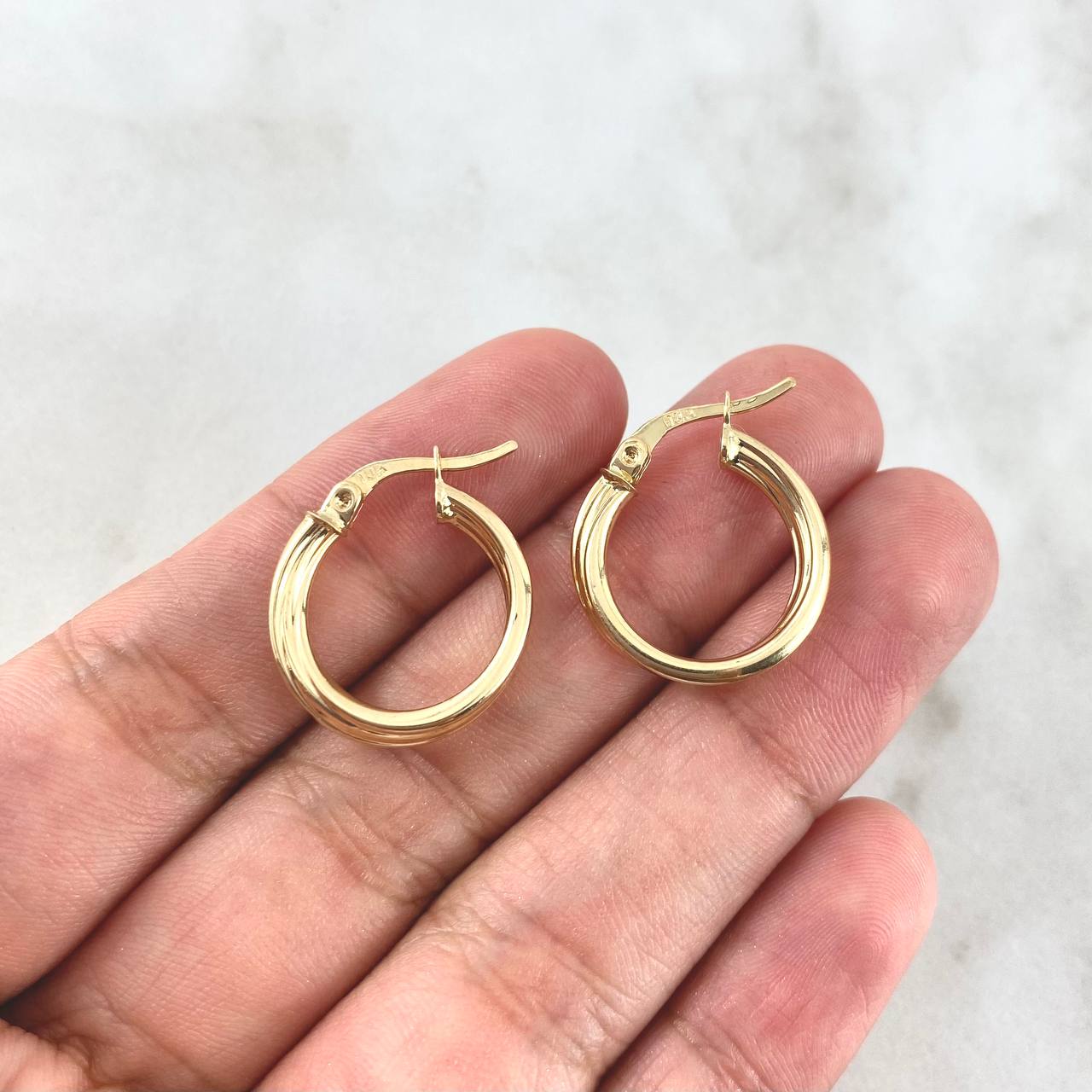 Candongas Miku 1.75gr / 1.9cm / Rayadas Oro Amarillo