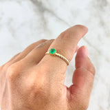 Anillo Solitario Aro Trenzado 1.7gr / T7 1/4 / Esmeralda 29 Puntos Oro Amarillo (Joya)