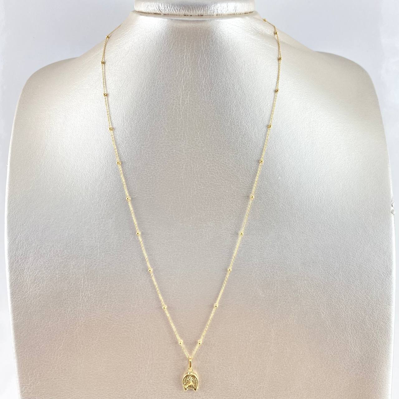 Cadena Aro Seguido Especial 1.4gr / 50cm / 2mm + Dije Herradura Caballo 0.45gr / 1.6cm Oro Amarillo (Oferta) *
