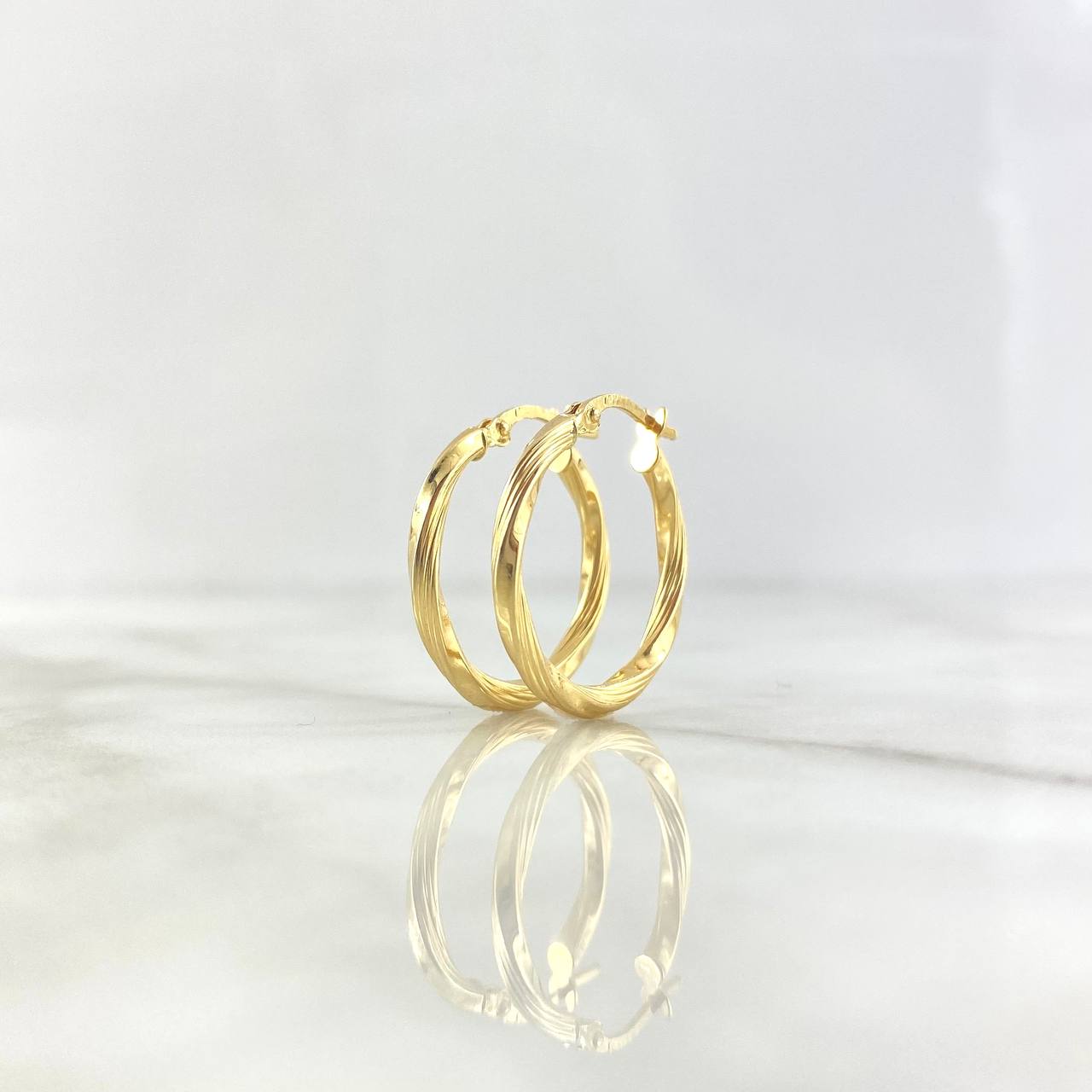 Candongas Lui 1.65gr / 2cm / Oro Amarillo