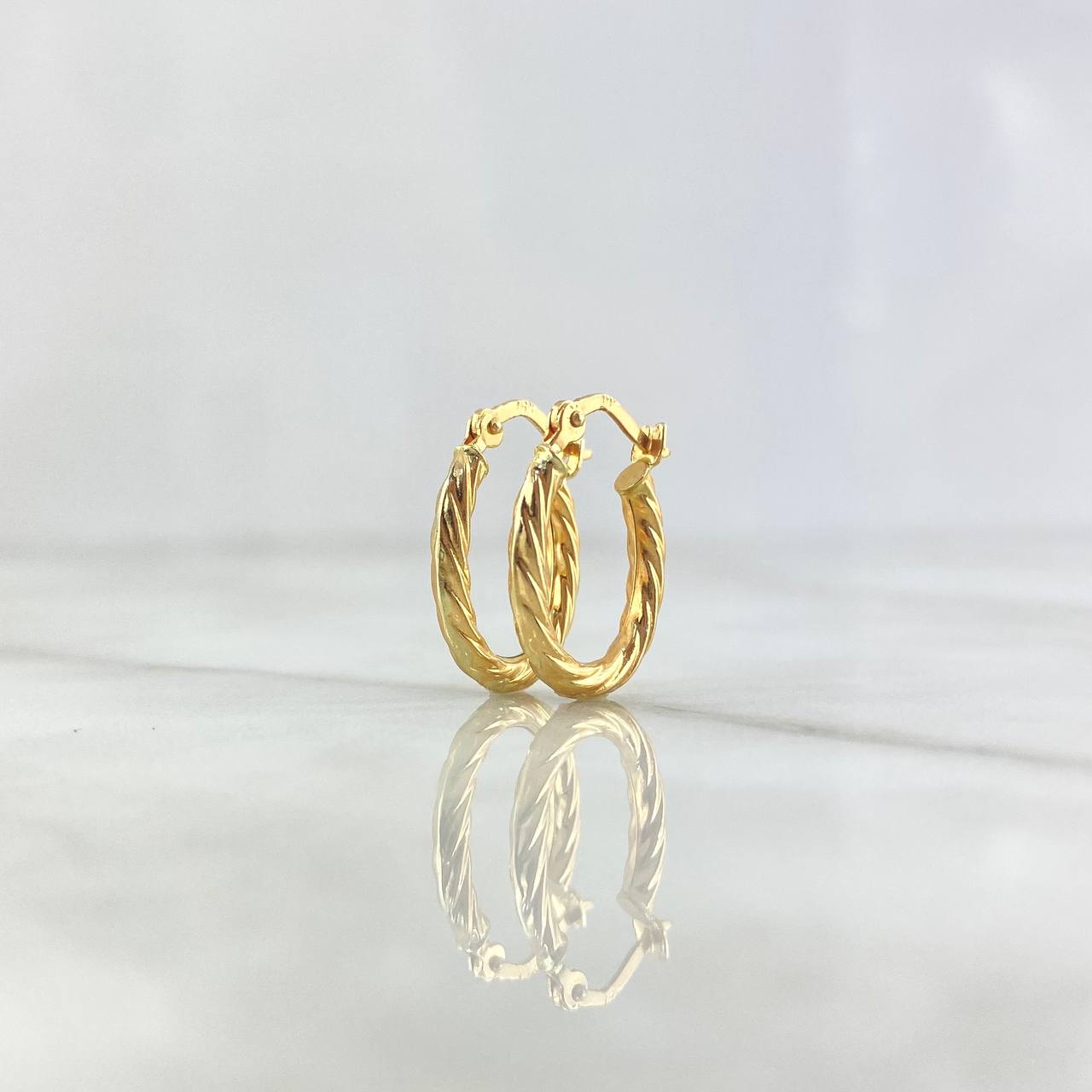 Candongas Mary Ovalada 1.1gr / 1.8cm / Oro Amarillo 18K *