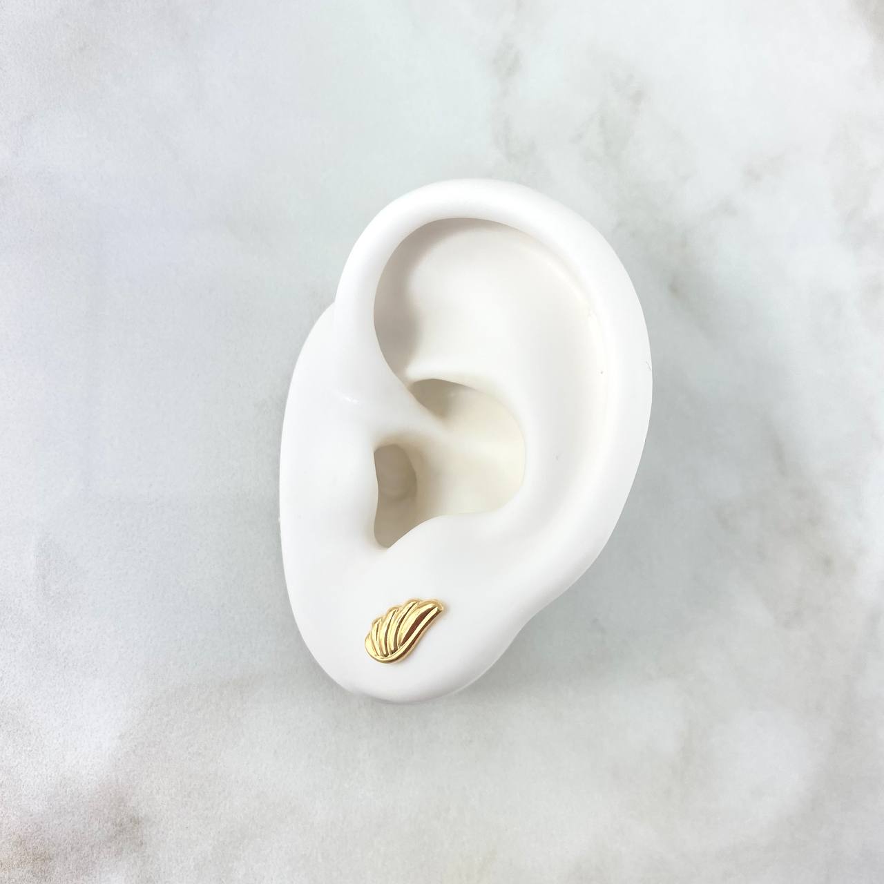 Topos Alas 0.6gr / 1cm / Oro Amarillo 18K ©