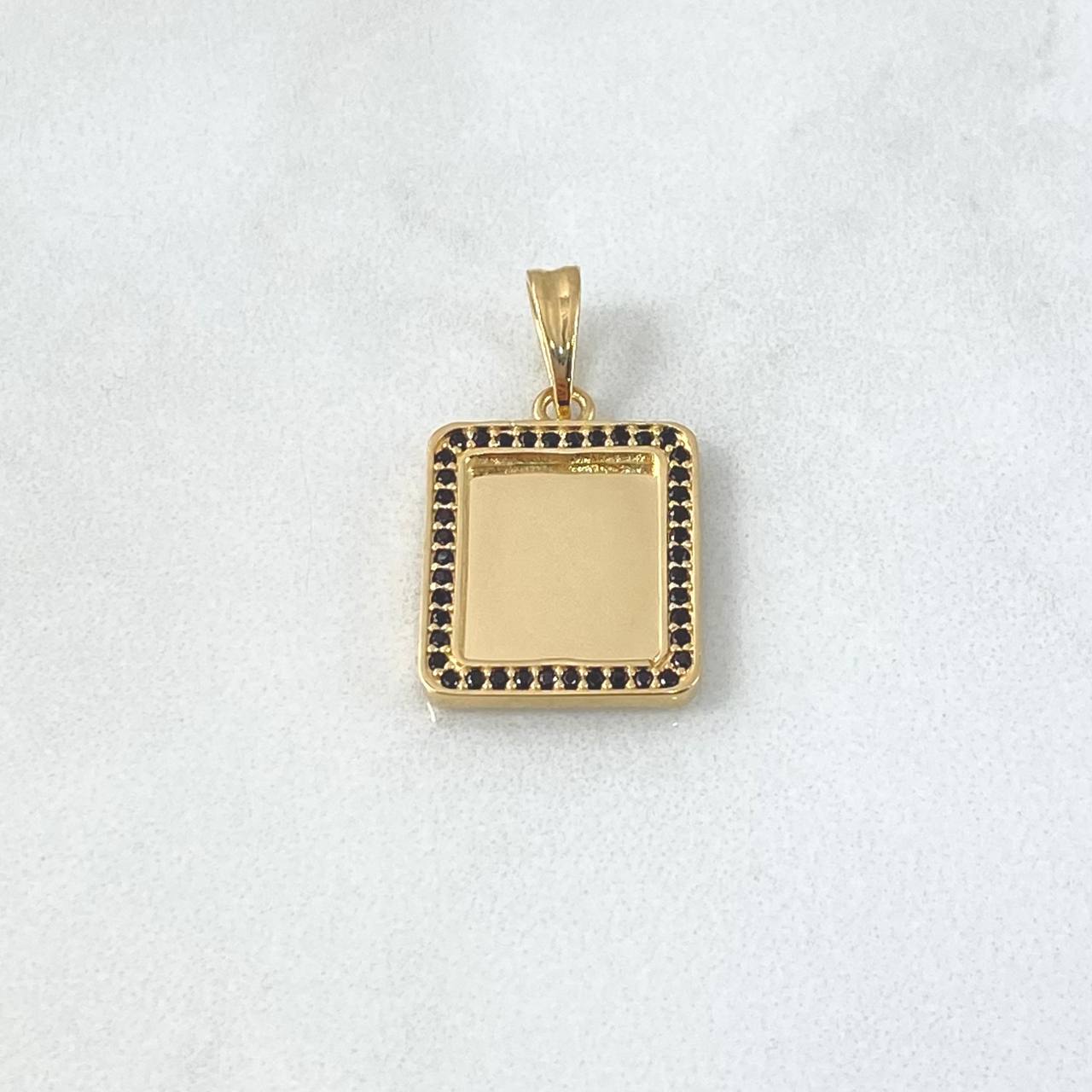 Dije Placa Cuadrada 3.05gr / 2.4cm / Circones Negros Oro Amarillo *