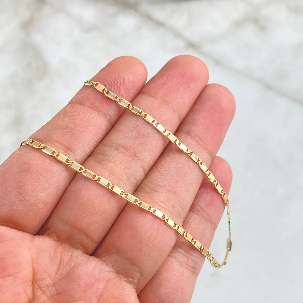 Cadena Plana Lisa 4.65gr / 50cm / 2mm Oro Amarillo +3
