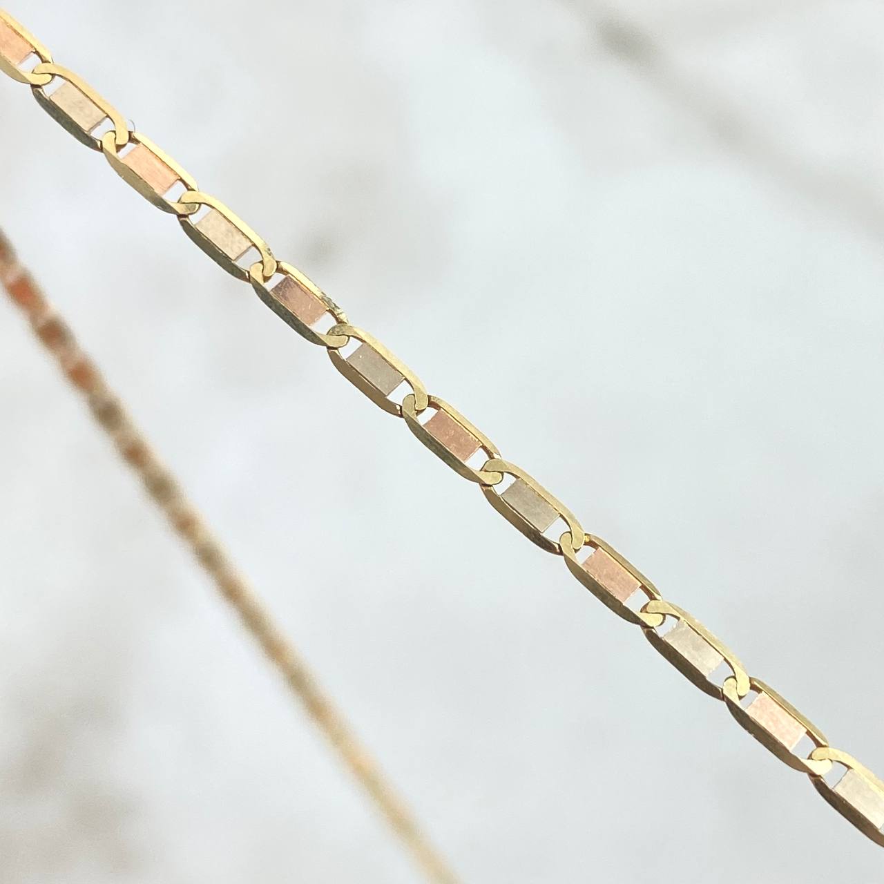 Cadena Plana Lisa 4.65gr / 50cm / 2mm Oro Amarillo +3