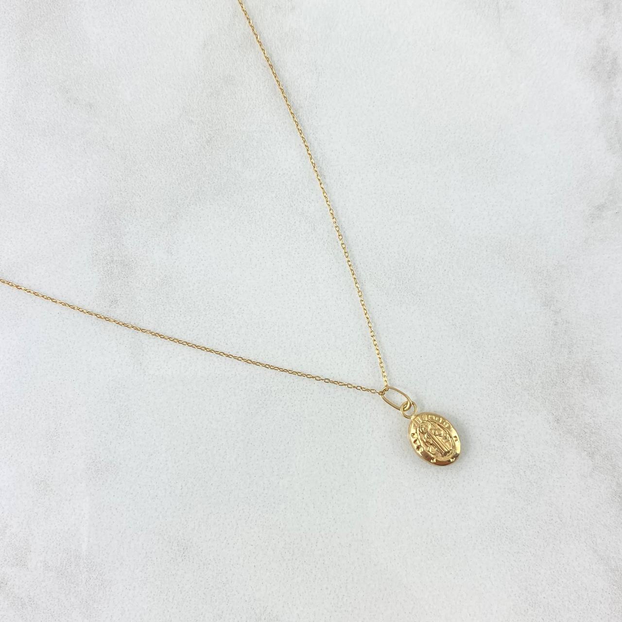 Cadena Aro Seguido 0.5gr / 40cm / 0.5mm + Dije San Benito - Ovalado 0.3gr / 1.4cm Oro Amarillo (Oferta)
