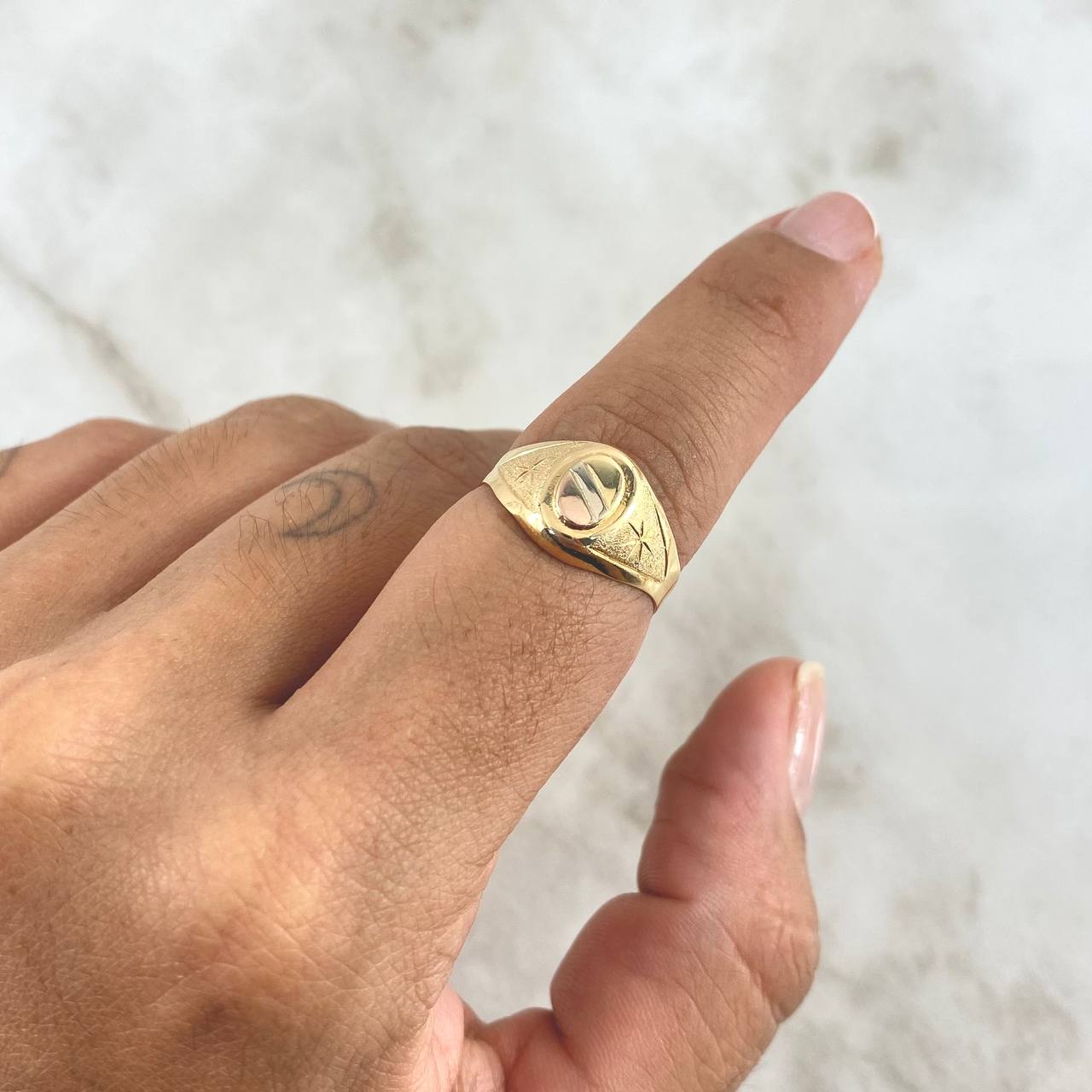 Anillo Circulo Mapa 1.75gr / T6 1/2 / Tres Oros
