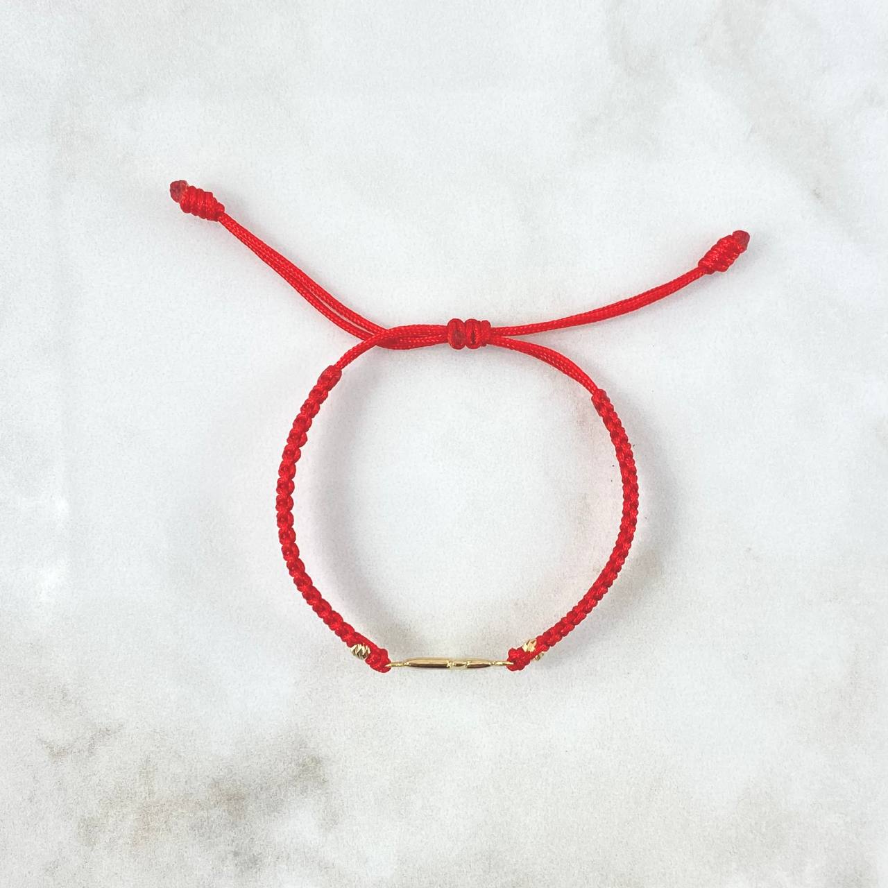 Pulsera Roja Cruz Lisa 0.55gr / 3mm Bolas Diamantadas 2 Und Oro Amarillo