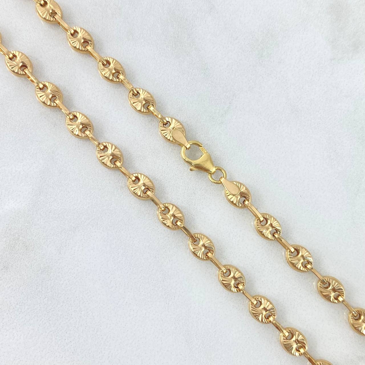 Cadena GC 9.75gr / 40cm / 4.5mm Diamantada Oro Amarillo ©