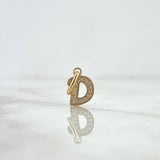 Dije Letra D Cursiva 0.7gr / 1.7cm / Circones Blancos Oro Amarillo