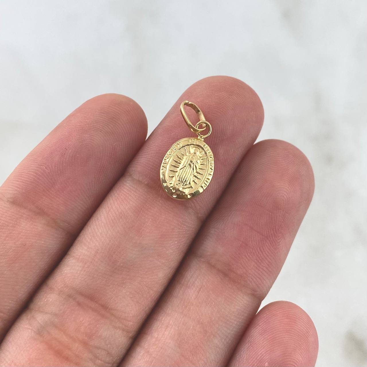 Dije Virgen Guadalupe 0.45gr / 1.8cm / Troquelado Oro Amarillo ©