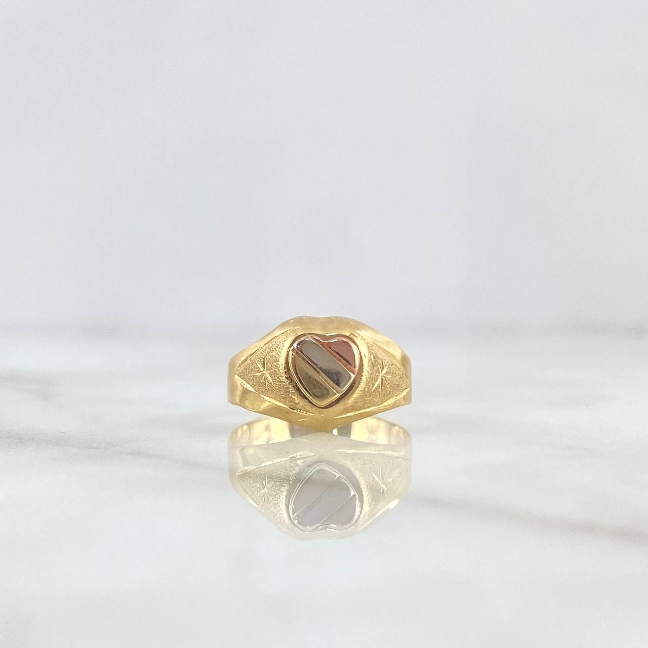 Anillo Corazón 1.55gr / T4 / Tres Oros