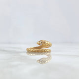 Anillo Serpiente Escamada 2.95gr / T7 1/4 / Circones Blancos Oro Amarillo