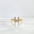 Anillo Abrazo En T 2.2gr / T7 1/2 / Circones Blancos Oro Amarillo