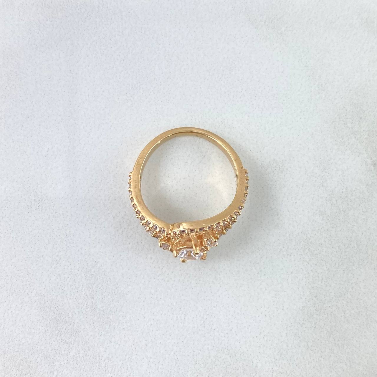 Anillo Curvas Eleganza 3.75gr / T4 1/2 / Circones Blancos Oro Amarillo