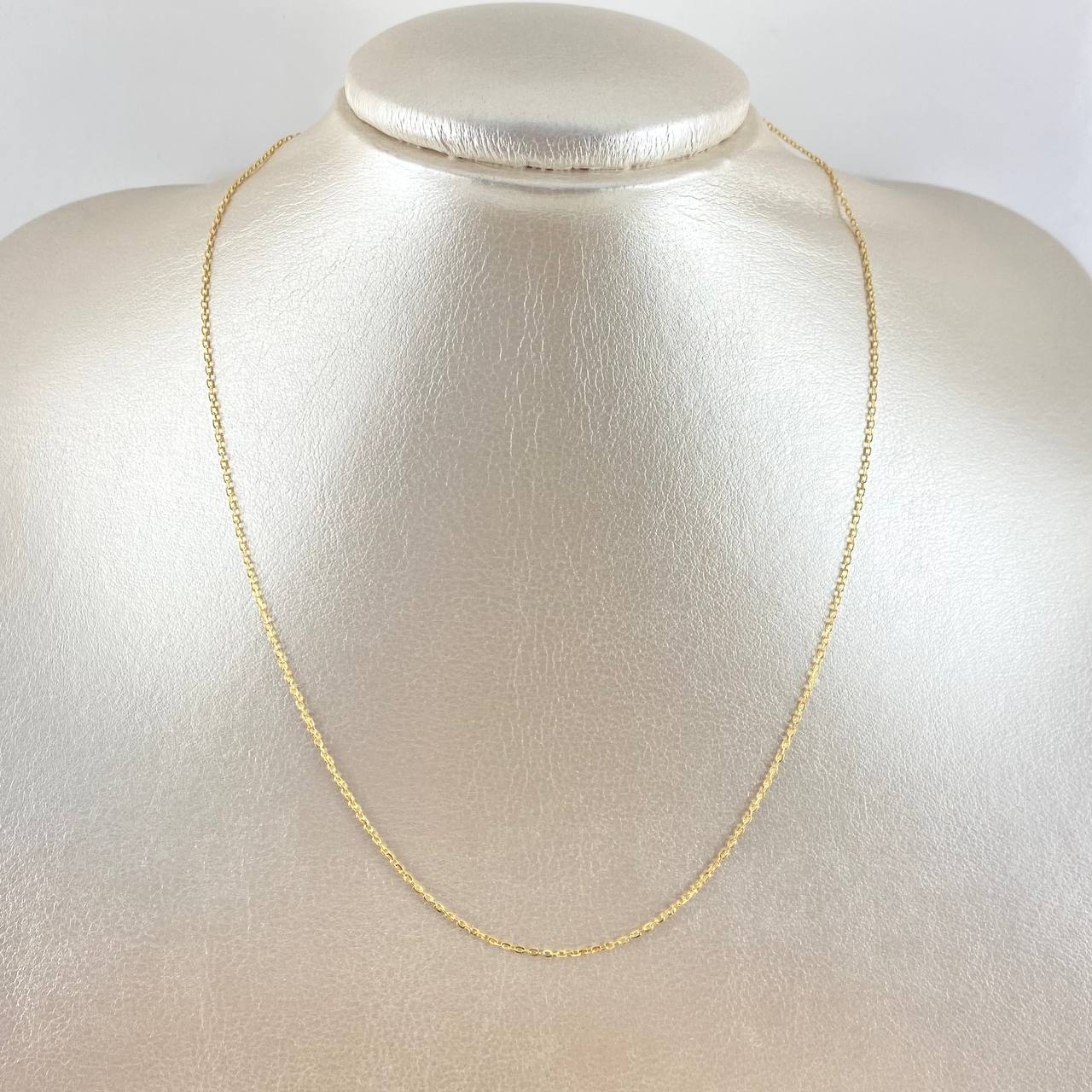 Cadena Aro Seguido 1.45gr / 45cm / 1mm Oro Amarillo +3