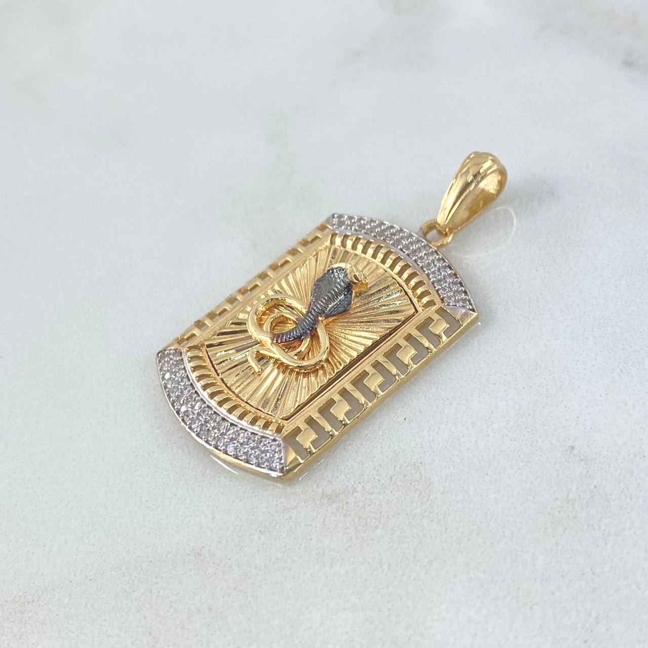 Dije Placa Cobra Resplandor 7.3gr / 4cm / Circones Blancos Dos Oros Amarillo Blanco