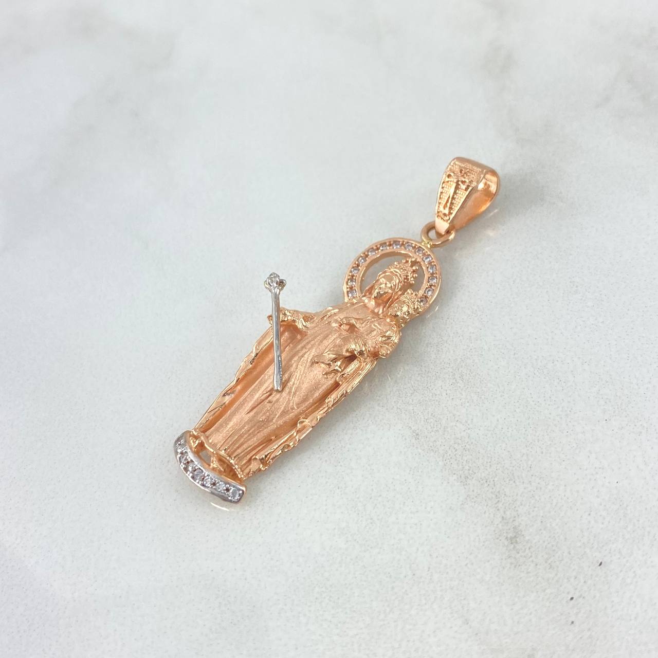 Dije Virgen María Auxiliadora 6.05gr / 4.6cm / Circones Blancos Dos Oros Blanco Rosa