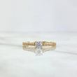 Anillo Solitario Churumbela Filigrana 1.7gr / T7 1/4 / Circones Blancos Oro Amarillo