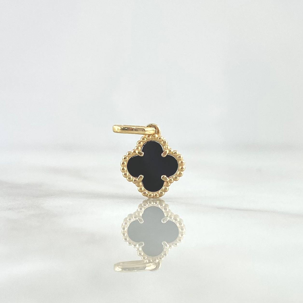 Dije Trébol VCyA 1.3gr / 1.7cm / 10mm Onix Negro Punteado Oro Amarillo Nac.Esp.