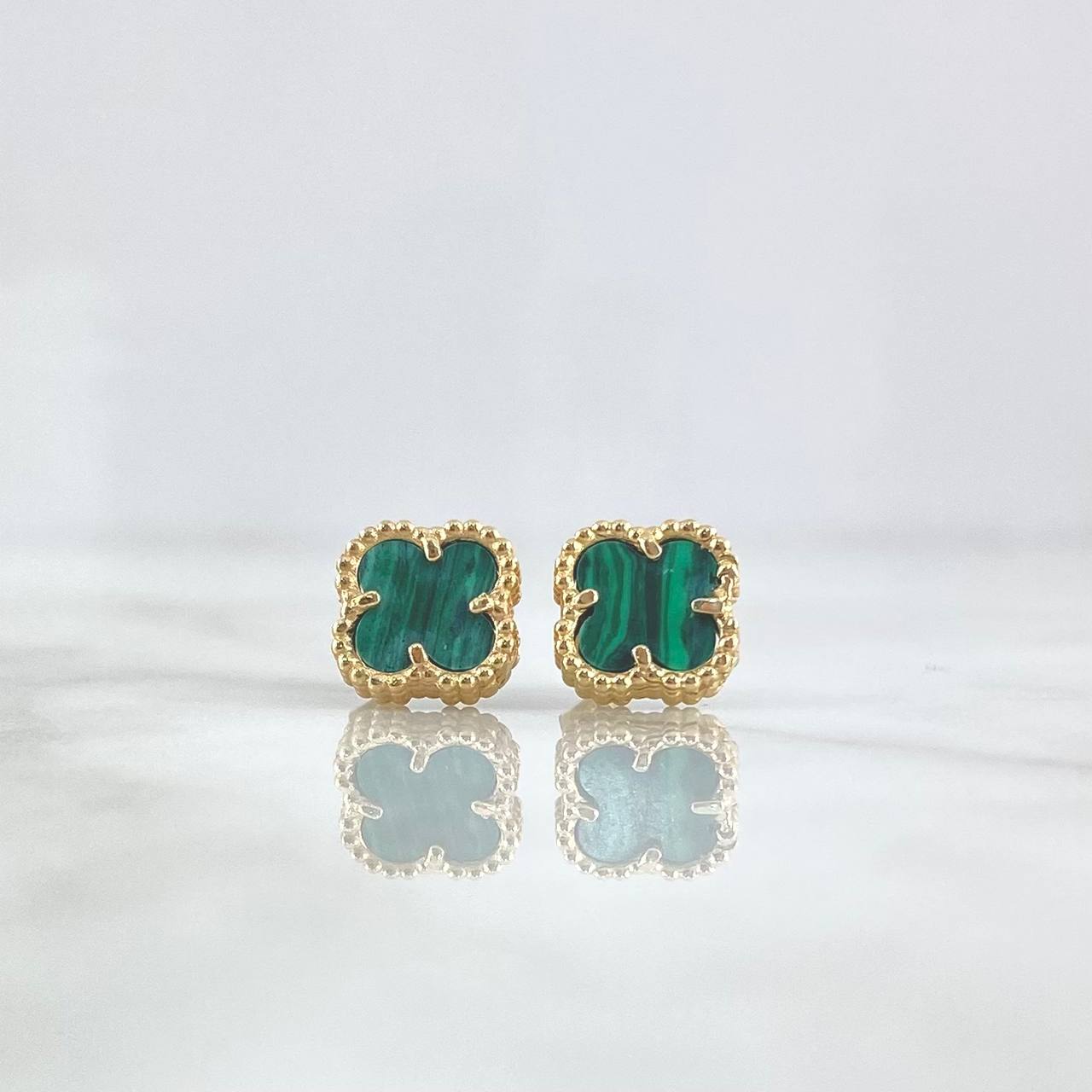 Topos Trebol VCyA 2.1gr / 8mm Malaquita Verde - Punteado Oro Amarillo Nac.Esp. 18K