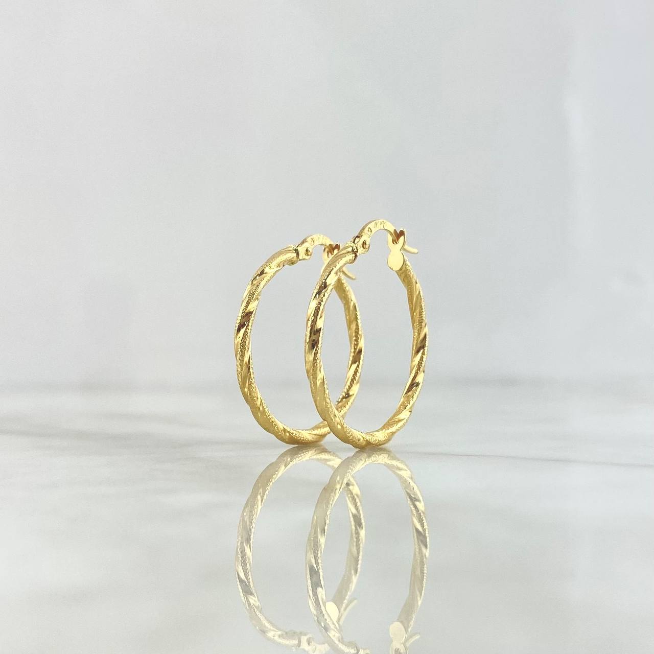 Candongas Sami 1.7gr / 2.8cm / Punteadas Entorchadas Oro Amarillo 18K ©