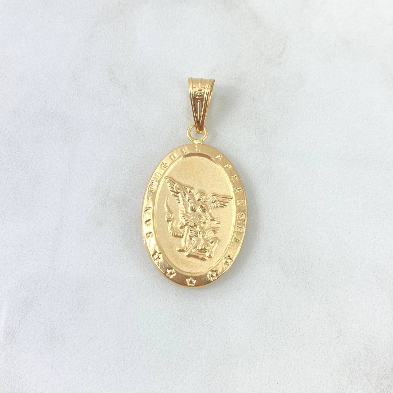 Dije San Miguel Arcángel 3.85gr / 4.3cm / Troquelado Oro Amarillo ©