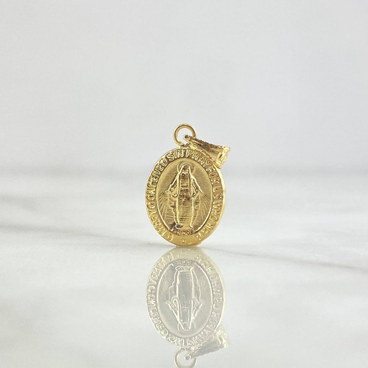 Dije Virgen Milagrosa 0.55gr / 1.8cm / Troquelada Cargador Bordeado Oro Amarillo