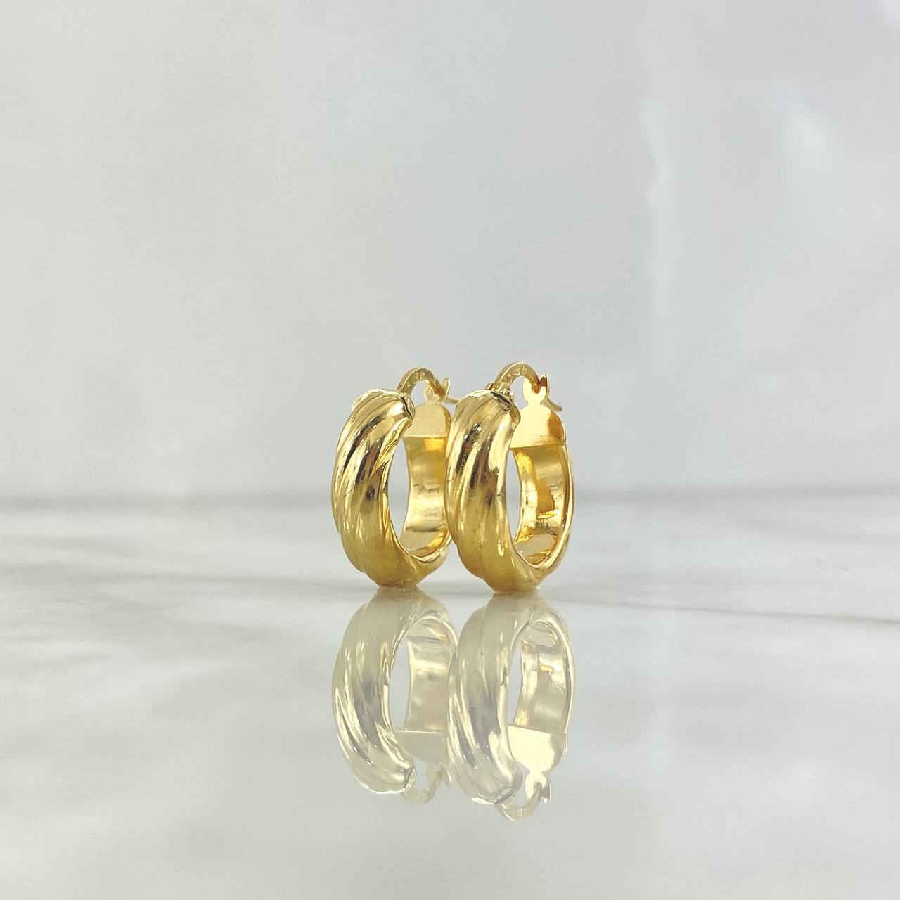 Candongas Jade 3.4gr / 2cm / Curveadas Oro Amarillo