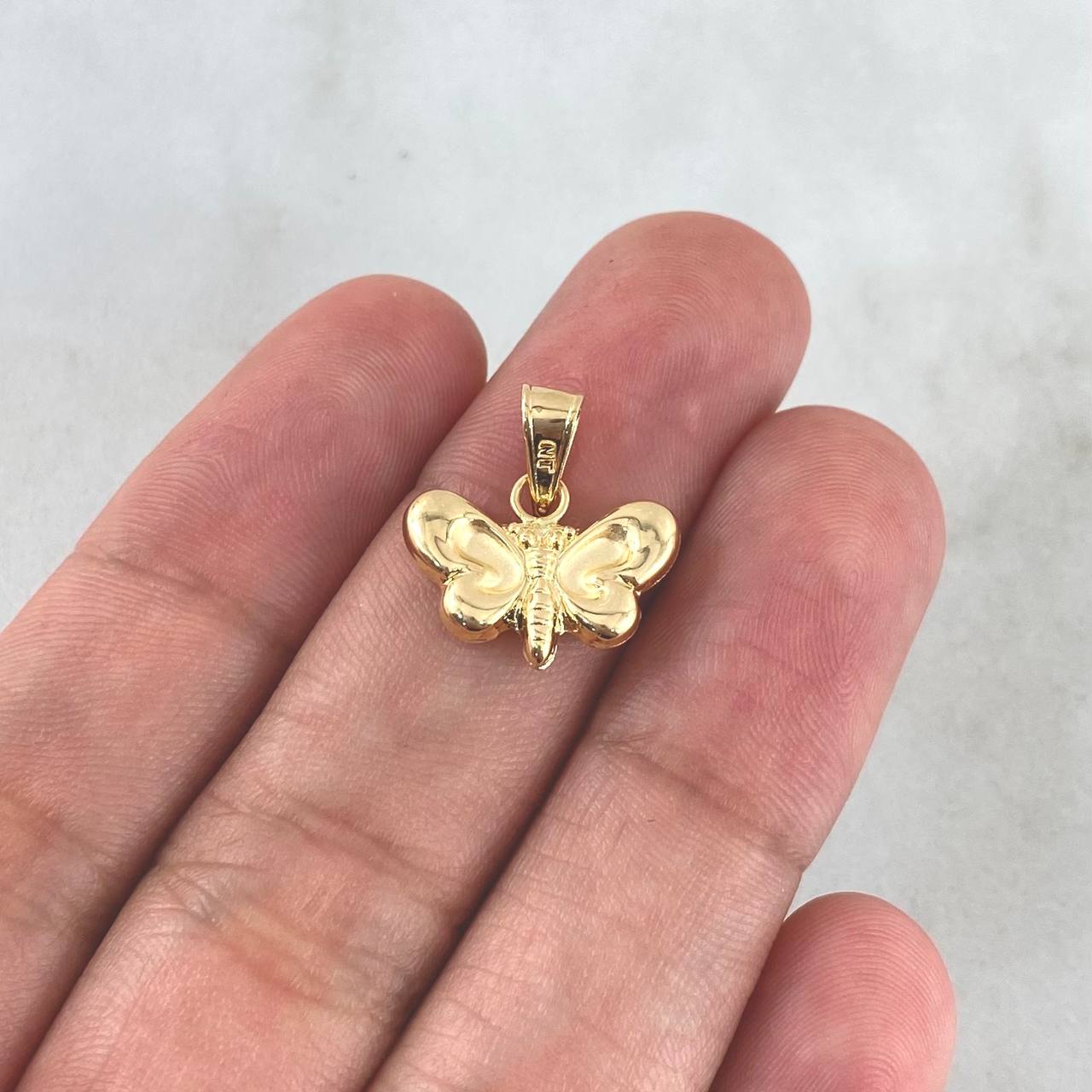 Dije Mariposa 0.8gr / 1.7cm / Mate - Troquelada - Cargador Liso Oro Amarillo