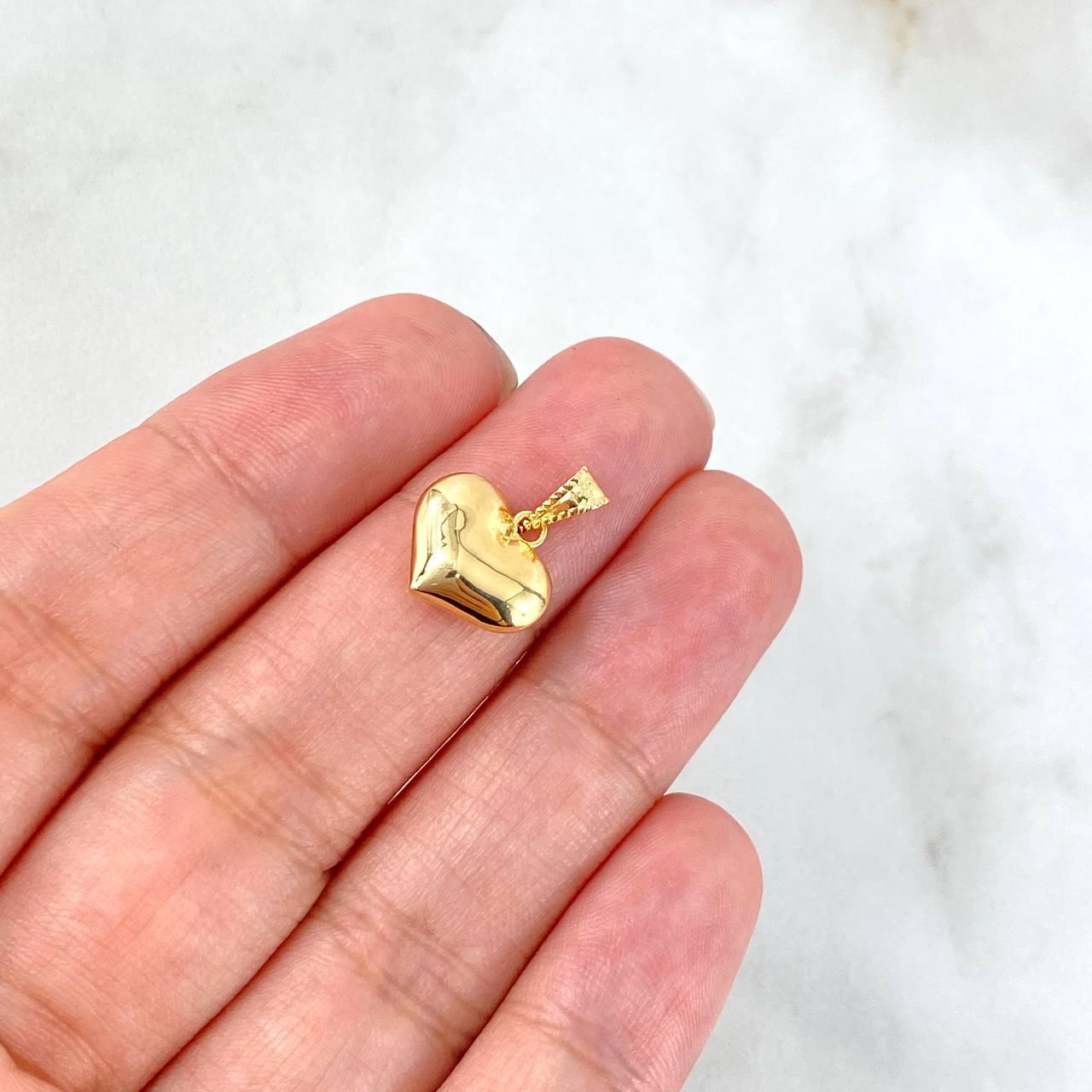 Dije Corazon 0.6gr / 1.6cm / Troquelado-Cargador Bordeado Oro Amarillo 18K *